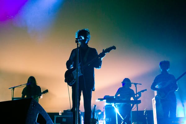 MGMT, Oracular Spectacular